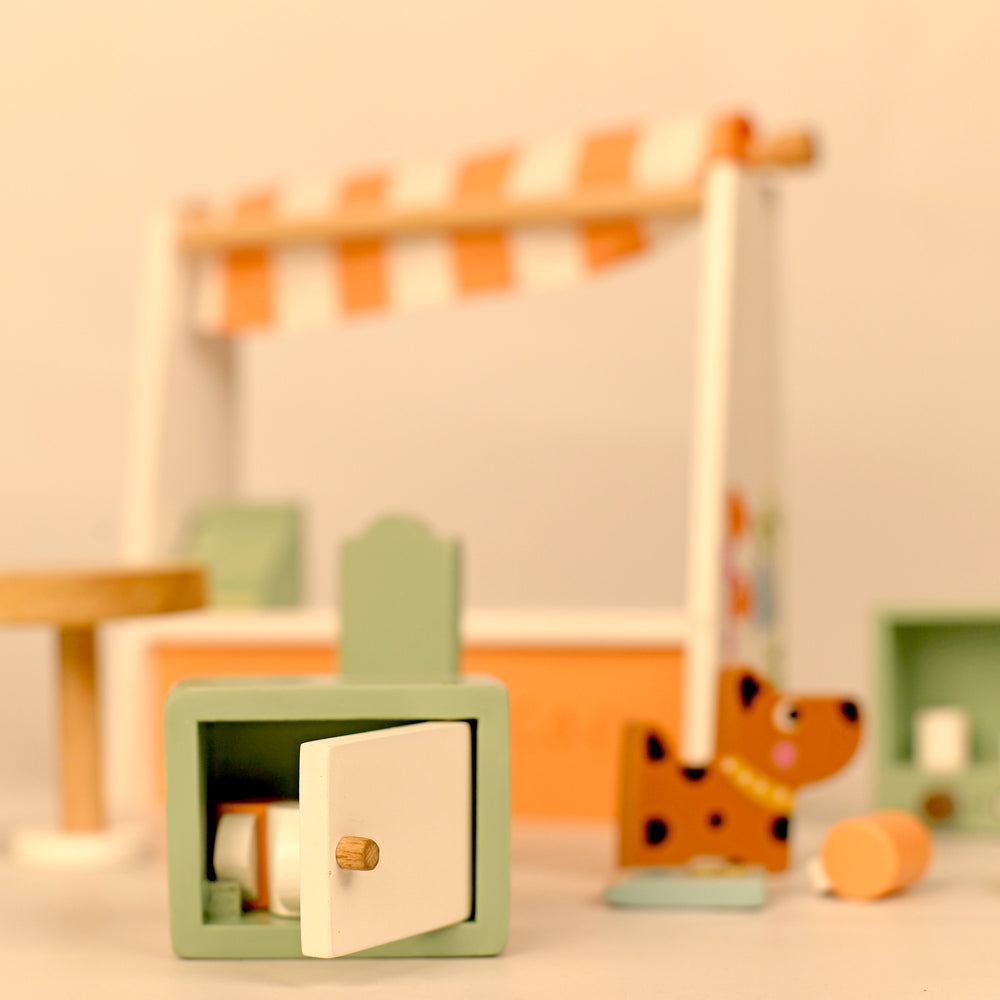 Wooden Toy Set | Pet Friendly Cafe