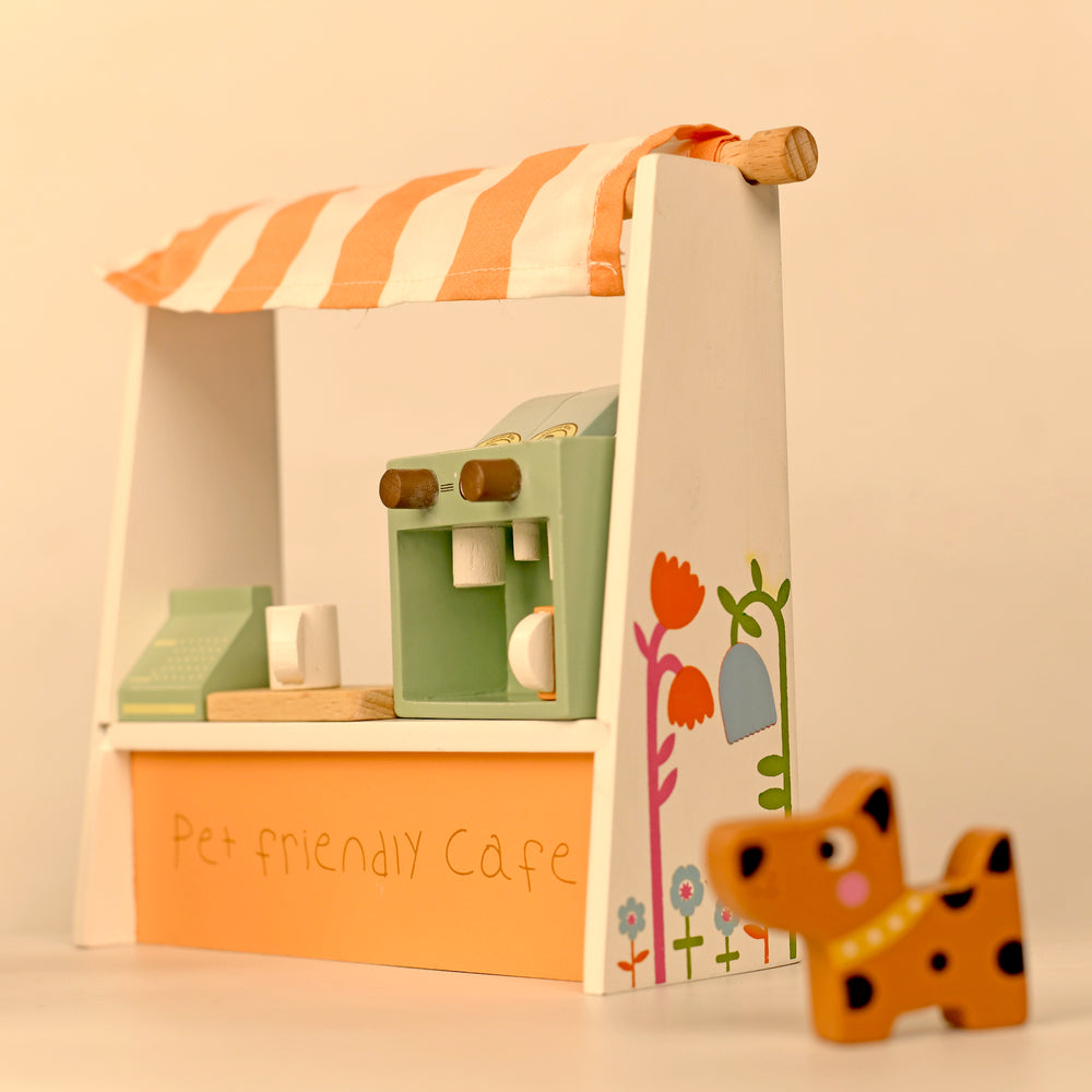 Wooden Toy Set | Pet Friendly Cafe