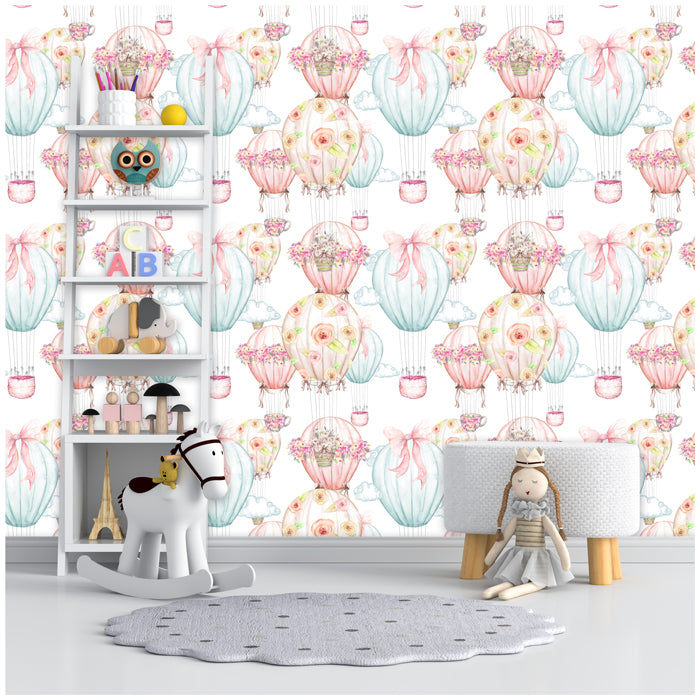 Watercolor Hot Air Balloon Pattern Wallpaper