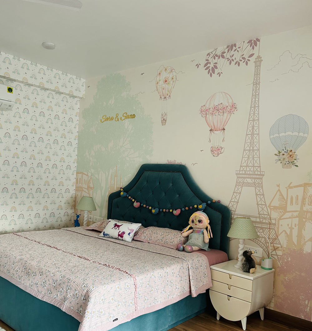 Vintage Paris Eiffel Tower Theme Wallpaper